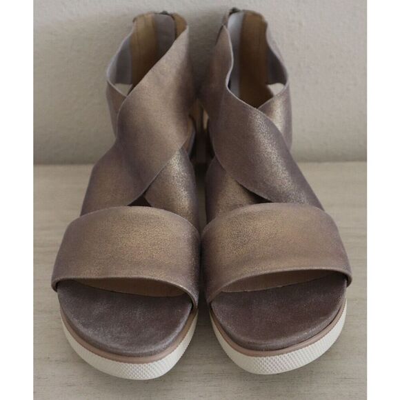 Eileen Fisher Women's Sz 9M Platinum Metallic Suede Sport Back Zip Sandals - Picture 10 of 12
